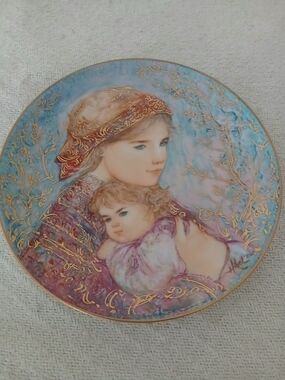 Vintage Decorative Mothers Day, Christmas Mom appreciation Plate